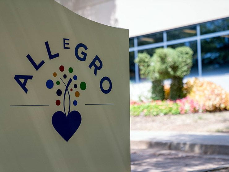 AlleGro exterior signage